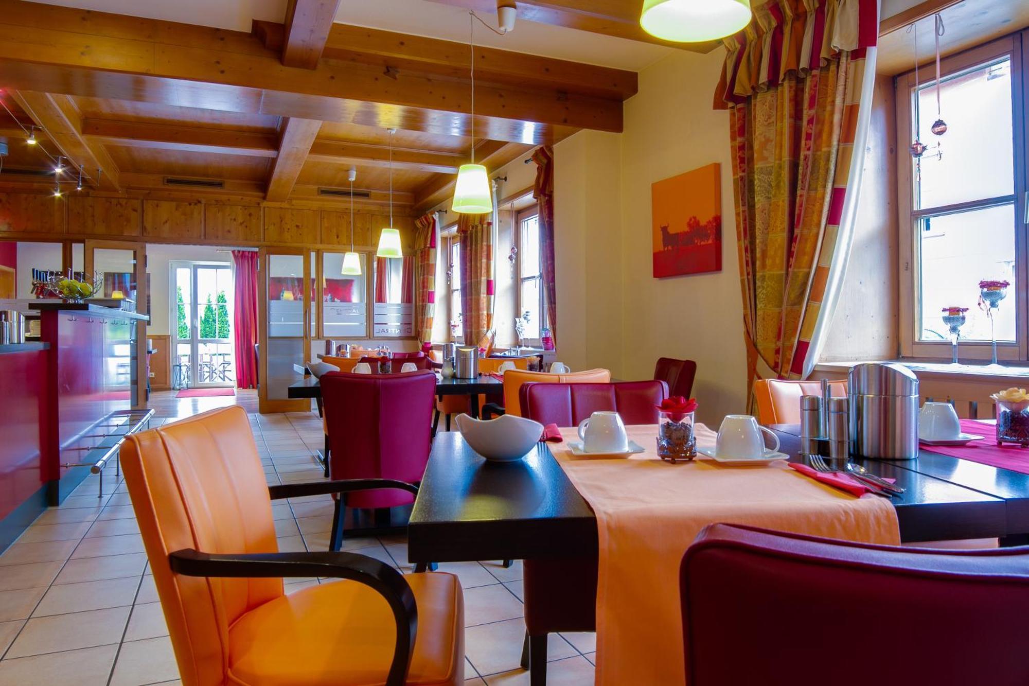 Hotel Central Hotel Friedrichshafen 3*