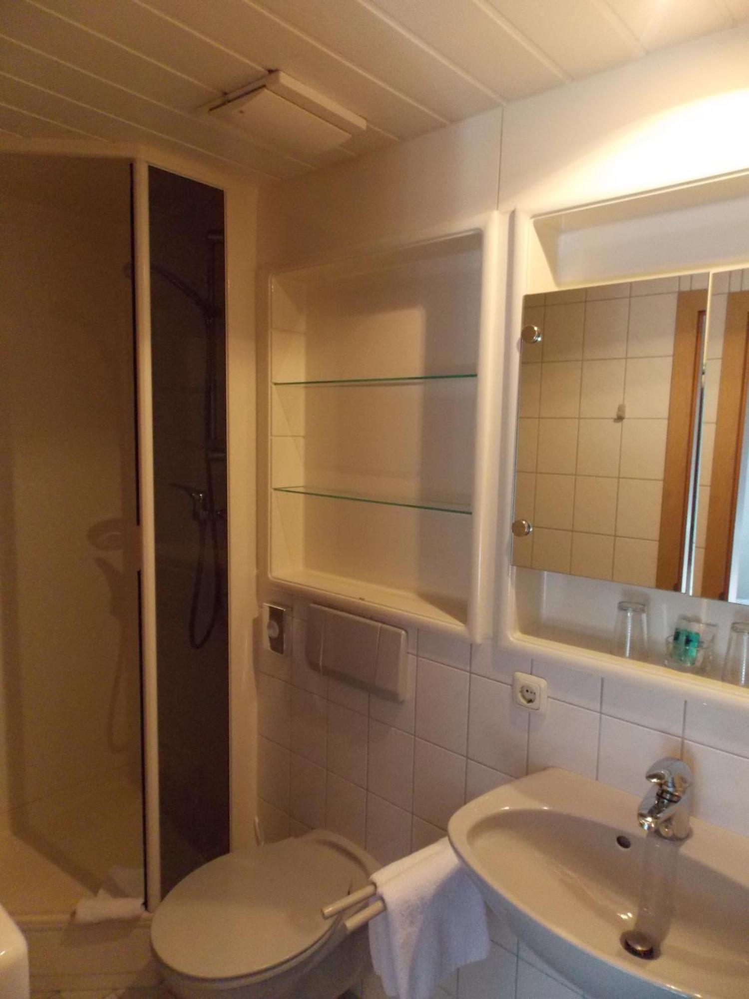Central Hotel Friedrichshafen FDH